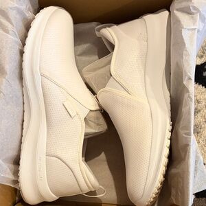 Ryka Slip-On Casual Sneakers in Cream White